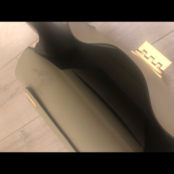 SOLD Zac Posen Eartha Grey soft top bag - Picture 6 of 6